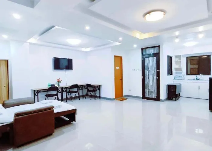 Masterpiece Staycation Makati Alloggio in famiglia